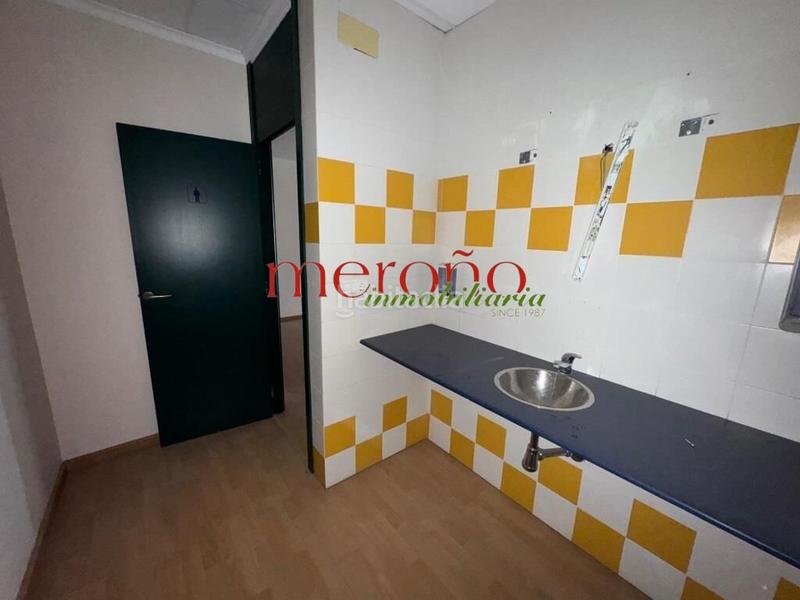 Foto b5fa5584-aba0-4179-8950-6a958cae4d97. Rent office space in Ciutat Esportiva Elche / Elx