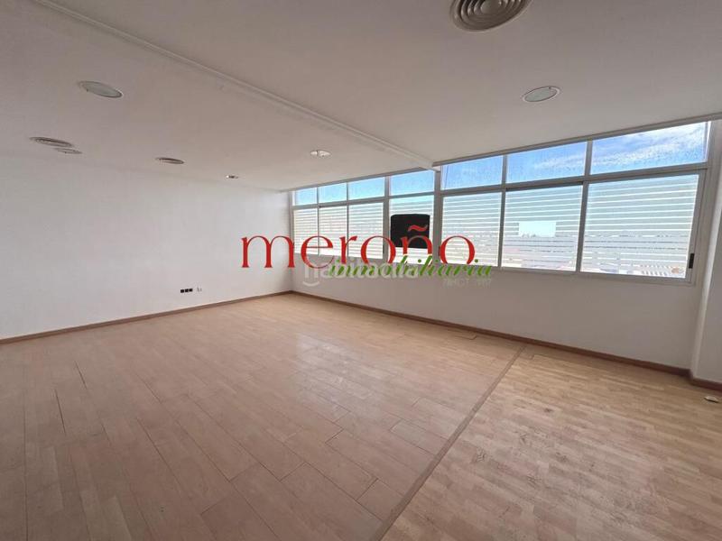 Foto bf0cfb6a-7977-4e87-9466-e0490b90705e. Rent office space in Ciutat Esportiva Elche / Elx