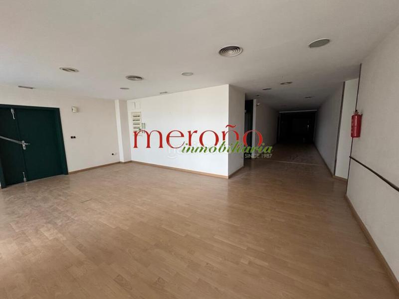 Foto d380468e-b936-4f89-8fcd-2daa9f3603ea. Rent office space in Ciutat Esportiva Elche / Elx