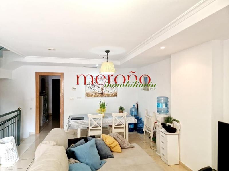 Foto 14d5768f-0a23-47fa-8fa1-b7cbdd65ac70. Dúplex duplex venta en excelente ubicacion zona santiago bernabeu en Santa Pola