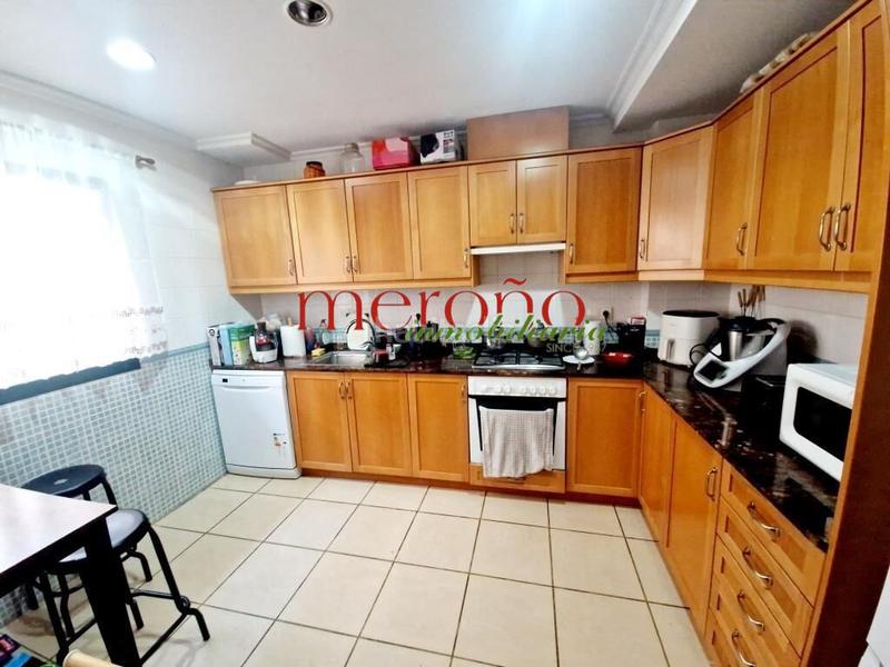 Foto 2ceedefa-0437-4407-b4f8-6c74a90b4500. Dúplex duplex venta en excelente ubicacion zona santiago bernabeu en Santa Pola