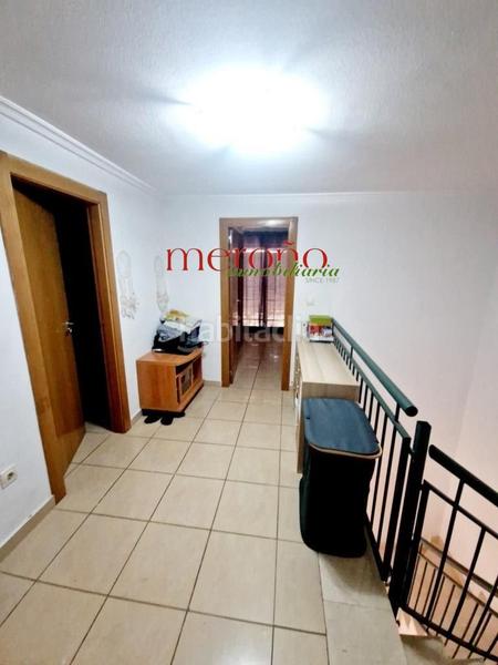 Foto f749686c-9df0-4a6d-b437-58c6c883021a. Dúplex duplex venta en excelente ubicacion zona santiago bernabeu en Santa Pola