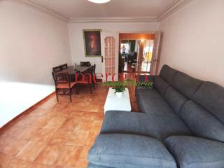 Alquiler Piso en Carrús Oeste. Vivienda plaza aparadora