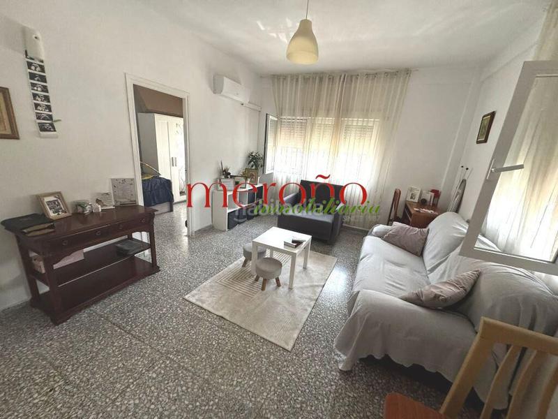 Foto 8a4dcb5c-ca0e-46ff-bdc4-74e18bed7745. Planta baja entresuelo carrus en San Crispín Elche / Elx