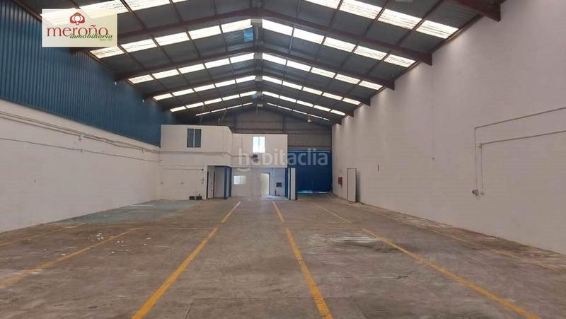Foto 6cc180f7-4ee4-4c98-94e6-aeefab9d16ba. Alquiler nave industrial nave poligono 3 hermanas en Aspe