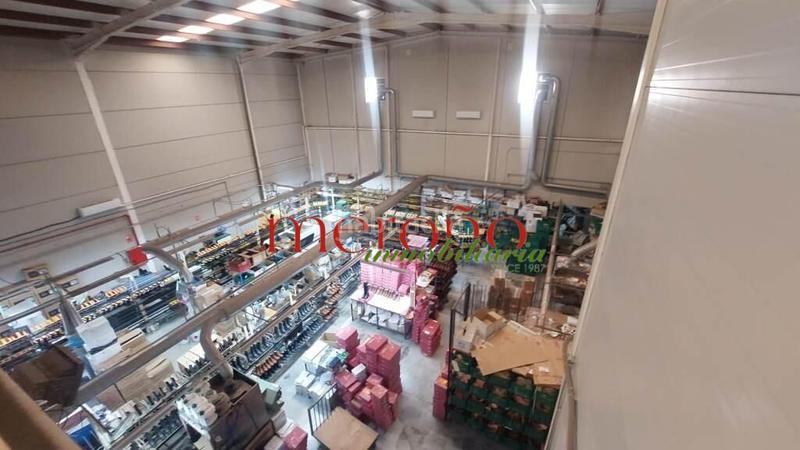 Foto b9dd03ea-d7db-40ff-bb46-f3108e5d5386. Fabrikhalle in Pedanías Este Aspe