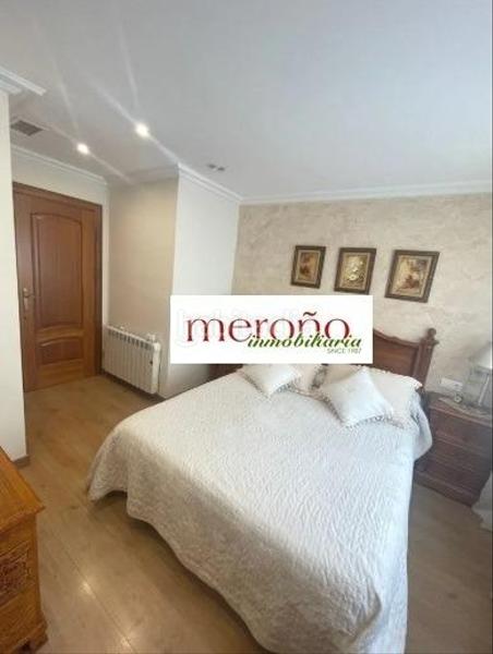 Foto 30d7cf94-f9a8-4741-9ca3-443b5072fa2e. Casa con riscaldamento parcheggio piscina in Ciutat Jardí - Torreta Verdí Elche / Elx