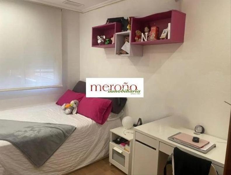 Foto 9a439027-db7c-4857-97c0-bc93d8e6b5dd. Casa con riscaldamento parcheggio piscina in Ciutat Jardí - Torreta Verdí Elche / Elx