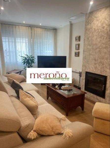 Foto e51e8c5b-f05f-4335-8479-b78125097e96. Casa con riscaldamento parcheggio piscina in Ciutat Jardí - Torreta Verdí Elche / Elx