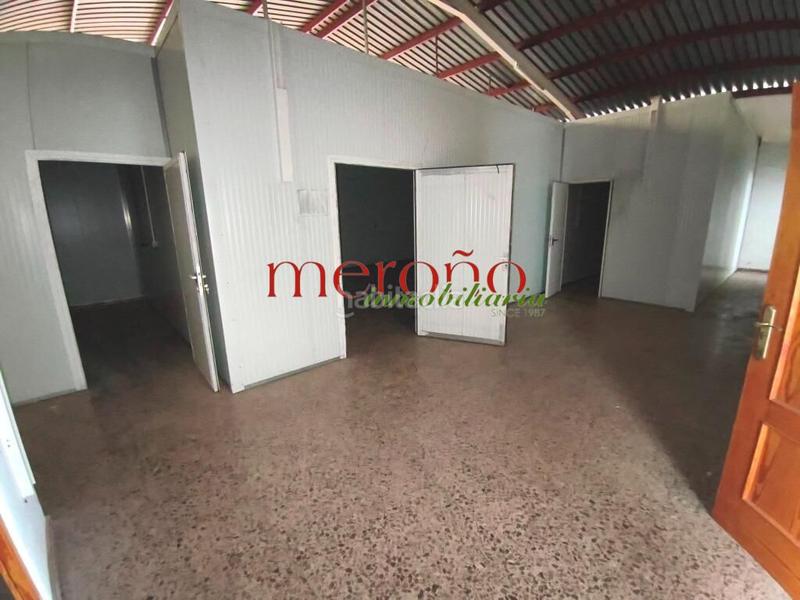 Foto eb8e8cc9-ff7e-4062-91ef-1298771ce5d1. Miete fabrikhalle in Jubalcoi Elche / Elx