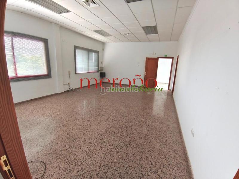 Foto 927e3f7a-3c22-4d26-b94f-7bda00d3f7c6. Rent industrial building in Jubalcoi Elche / Elx