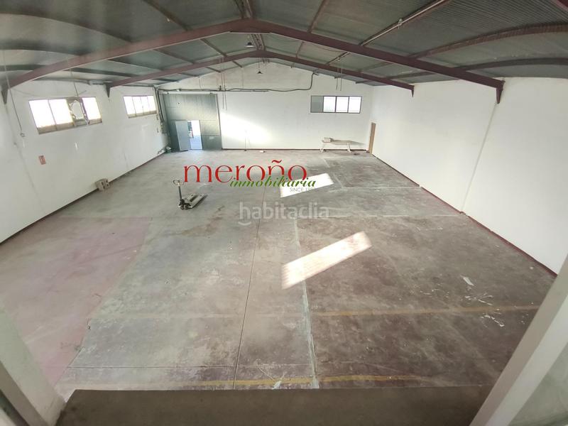 Foto d2d547f2-bae1-4089-9cc0-7c91c8455056. Rent industrial building in Algorós - El Derramador Elche / Elx