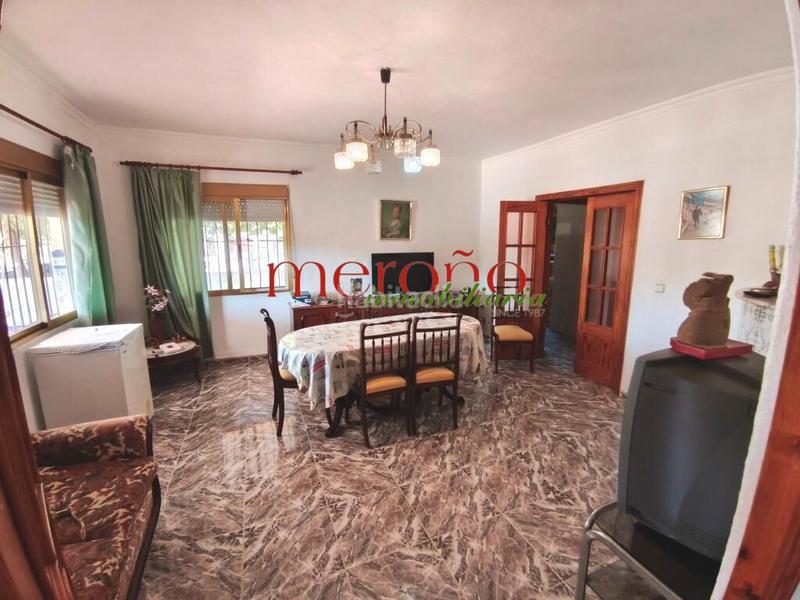 Foto 2df4cdf6-7b0a-467b-9733-44cbbe3636d9. Maison avec parking dans Pedanías Este Aspe