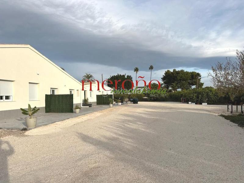 Foto 4fc6574d-0c10-4d32-9eb8-9805a1353700. Affitto chalet in El Palmeral - San Antón Elche / Elx