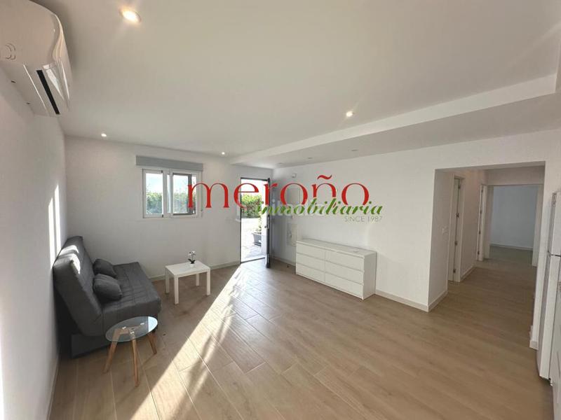 Foto 8a62b6fa-fca5-4497-8654-741917348db8. Lloguer xalet a El Palmeral - San Antón Elche / Elx