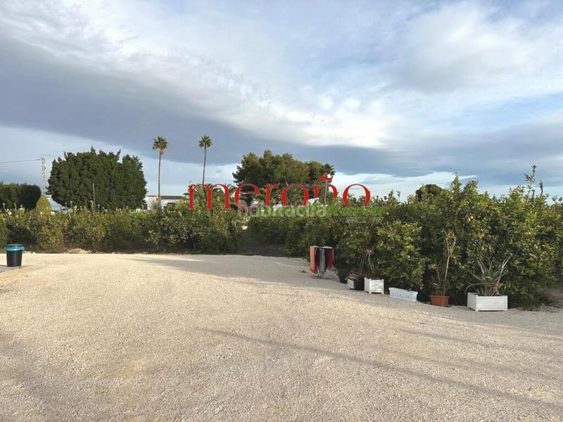 Foto 26e7c36e-4d7a-48d2-8a31-784ffc88bd03. Miete chalet in El Palmeral - San Antón Elche / Elx