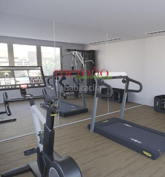 Foto 1f00d79b-2464-46cb-b2ac-4983e23884a0. Pis amb piscina a Centro Elche / Elx