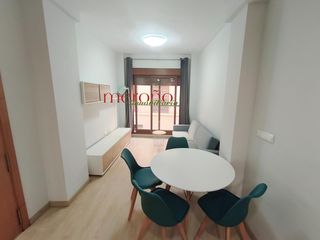Location Appartement à Carrús Oeste. Vivienda centro