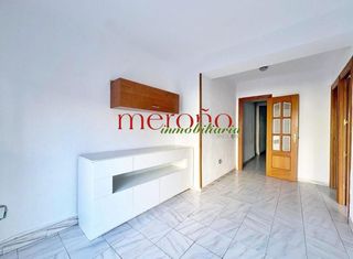 Flat in Plaza Crevillente - Antiguos Juzgados - El Asilo