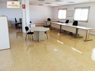 Büro in Jubalcoi