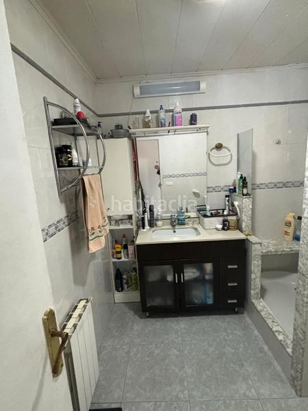 Foto aa8edbec-87b5-40a5-897f-dd86406c868a. Piso es ven pis a en Berga