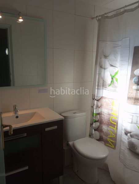 Foto cb2b19d0-88fc-433c-8740-ec5259d732fc. Piso es ven pis a en Berga