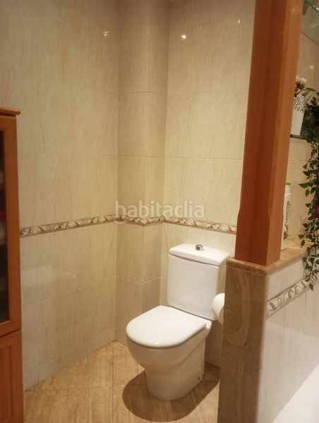 Foto b0b0b73e-4766-43d8-ad94-6afe49932540. Triplex avec cheminée chauffage parking dans Avià