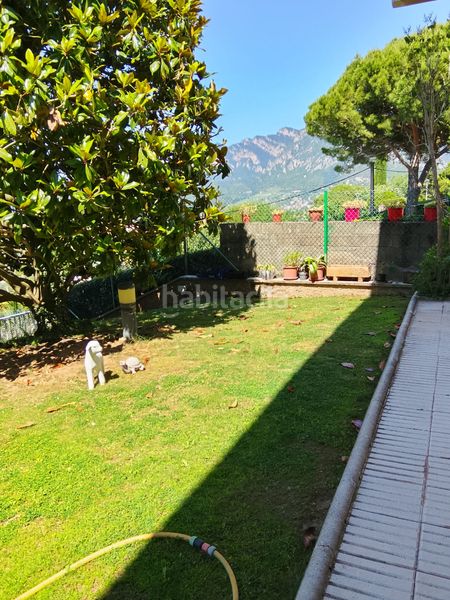 Foto bc00f482-98ff-48ee-bbd1-125ad6091e6c. Xalet amb xemeneia calefacció aparcament a Berga