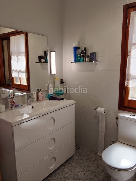 Foto f7dd3f3c-df06-4e38-98dc-5900dea9785b. Xalet amb xemeneia calefacció aparcament a Berga