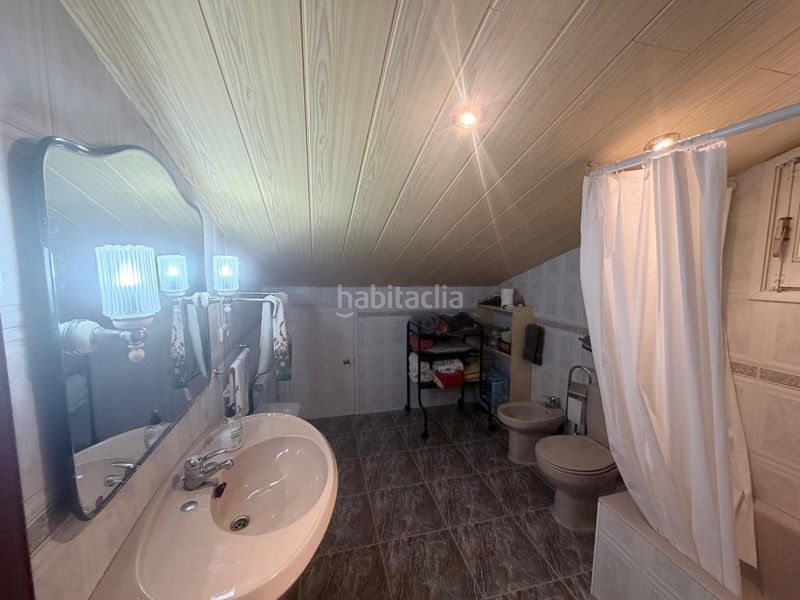 Foto 201903e2-85bd-4e4b-8ee5-e3b96a7fc277. Xalet amb xemeneia calefacció aparcament piscina a Cercs