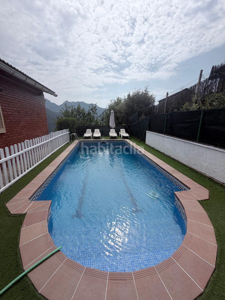 Foto fac78850-b0e6-43e1-97af-84cba293ff8c. Xalet amb xemeneia calefacció aparcament piscina a Cercs