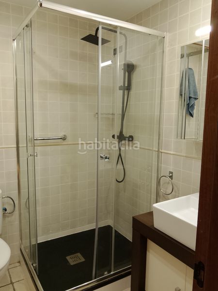 Foto 950cecbb-30ed-4dfb-856e-45cff838fd18. Apartament amb xemeneia calefacció a Berga