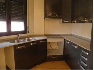 Piso  Carretera de berga. Piso con 2 habitaciones con ascensor y calefacción