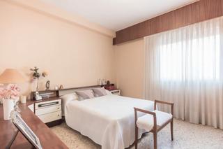 Flat in Calle doctor marañón 3