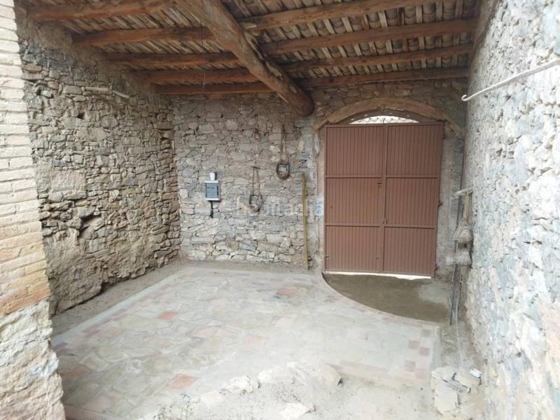 Foto 614597f2-ea98-4d73-85aa-d92ce280ac73. Lloguer local comercial a Sant Martí de Tous