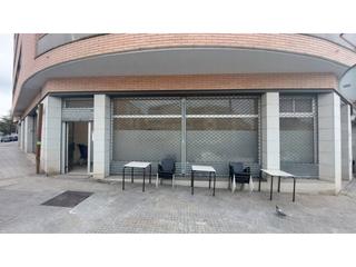 Location Local commercial à Prat de la riba 60. Alquiler de local comercial en igualada