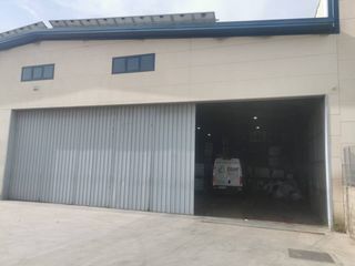 Affitto Capannone industriale  Calle gran bretanya. Nave industrial en alquiler