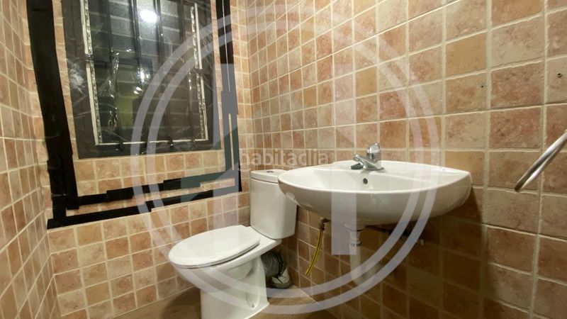 Foto d8c39f1e-d89c-447d-86ba-b31e96ad47bc. Local comercial a joan alsina 16 a Cardedeu