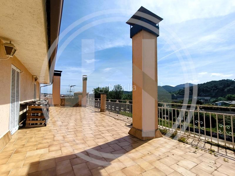 Foto 60ad78b1-f70d-4bc9-8f5e-85f4d6e57ade. Casa con riscaldamento parcheggio in Sant Celoni