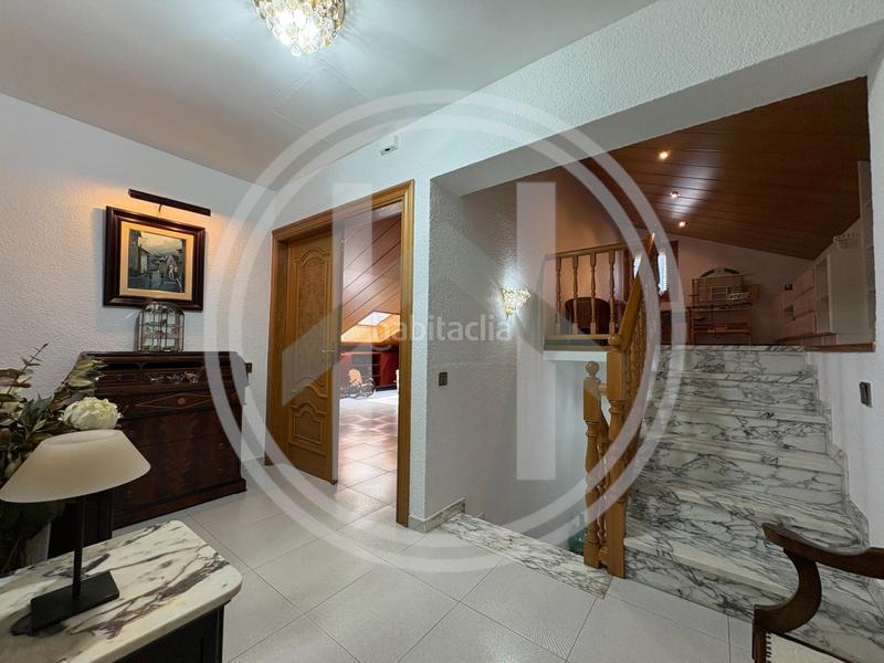 Foto 35b407bb-3b17-4d77-9250-2f52eb039179. Casa con riscaldamento parcheggio piscina in Cardedeu