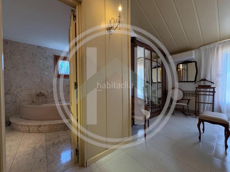 Foto db052734-16b2-4e51-aaf2-40a47240bb88. Casa con riscaldamento parcheggio piscina in Cardedeu