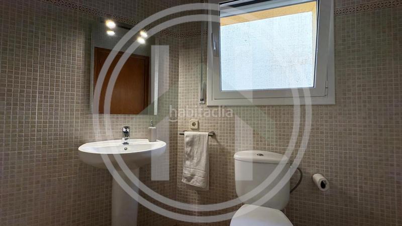 Foto a8cfb385-30c0-48e1-953b-ea990f6bca02. Alquiler casa te imaginas una casa independiente, luminosa y en el centro ? en Cardedeu