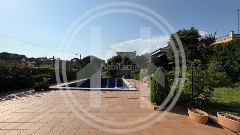 Foto 3cb7c938-b886-4a3a-bc34-681df0eb4da7. Casa amb calefacció aparcament piscina a Sant Celoni