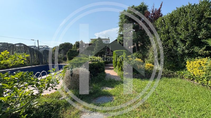 Foto 7b875891-eb27-4fa2-9d04-bc60d315d1a6. Casa amb calefacció aparcament piscina a Sant Celoni