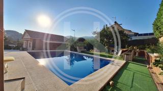 Casa  Avenida mirador del montseny. Vive donde otros solo sueñan  casa con piscina en cànoves i sama