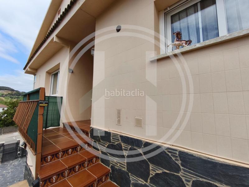 Foto 24b3d3d2-3f0a-4927-8945-a06f7a52d54b. Casa con riscaldamento parcheggio piscina in Cànoves i Samalús