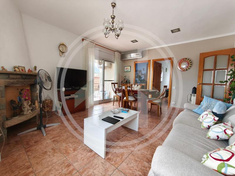 Foto 665df601-1398-48d2-9387-1662a33c60a0. Casa con riscaldamento parcheggio piscina in Cànoves i Samalús