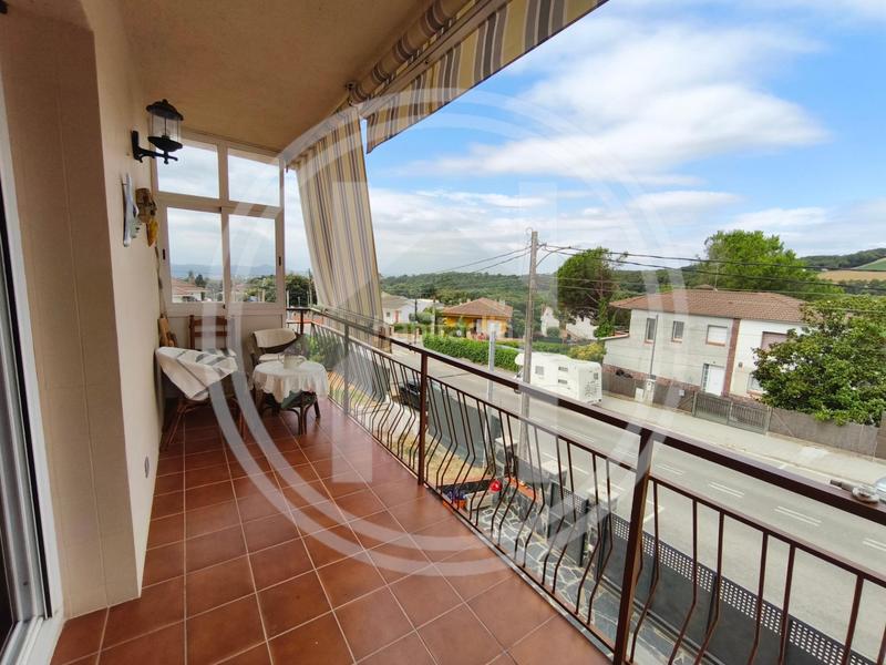 Foto 701ca467-a6b9-499d-bc7c-1761036f41bf. Casa con riscaldamento parcheggio piscina in Cànoves i Samalús