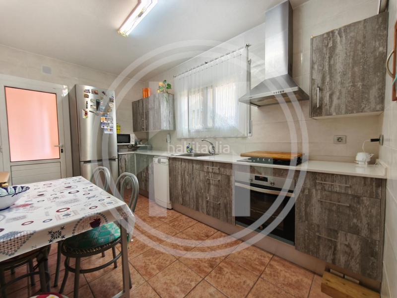 Foto 85fcf3a7-bb3f-4ecb-96ab-7a1ac69c2bd2. Casa con riscaldamento parcheggio piscina in Cànoves i Samalús