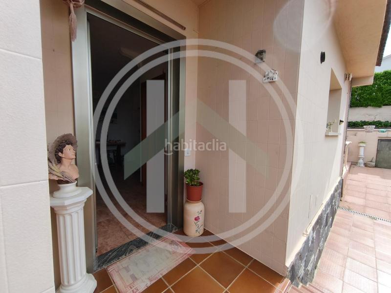 Foto 9d9d8e73-8a4f-4c45-a27b-1169ea2a58a4. Casa con riscaldamento parcheggio piscina in Cànoves i Samalús